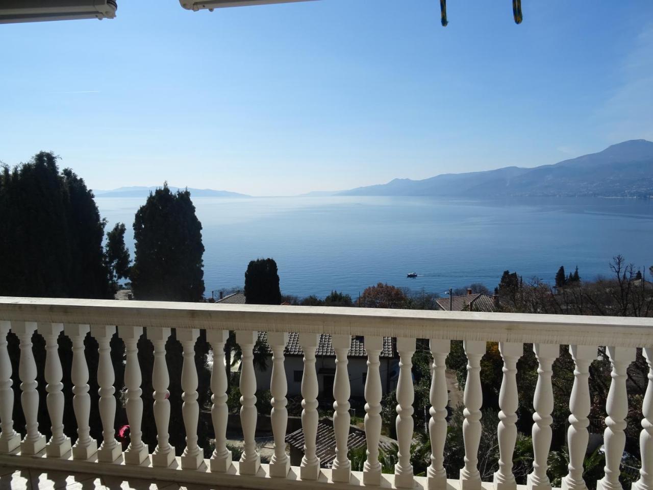 Apartman Lamia S Pogledom Na More Rijeka Zewnętrze zdjęcie
